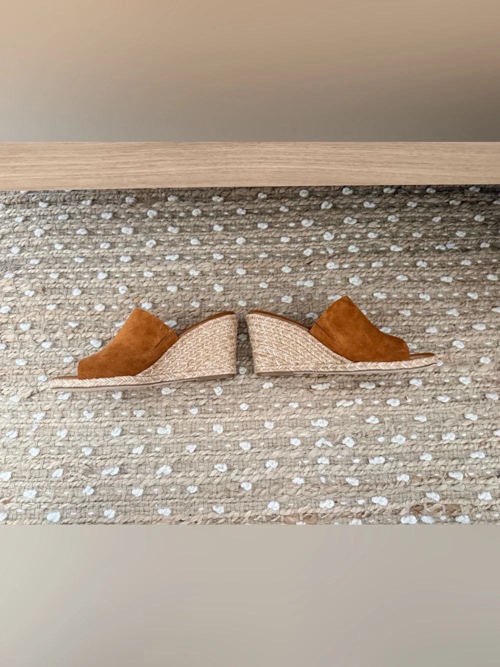 NWOT Vince Camuto Cognac Suede Espadrille Wedge Slide